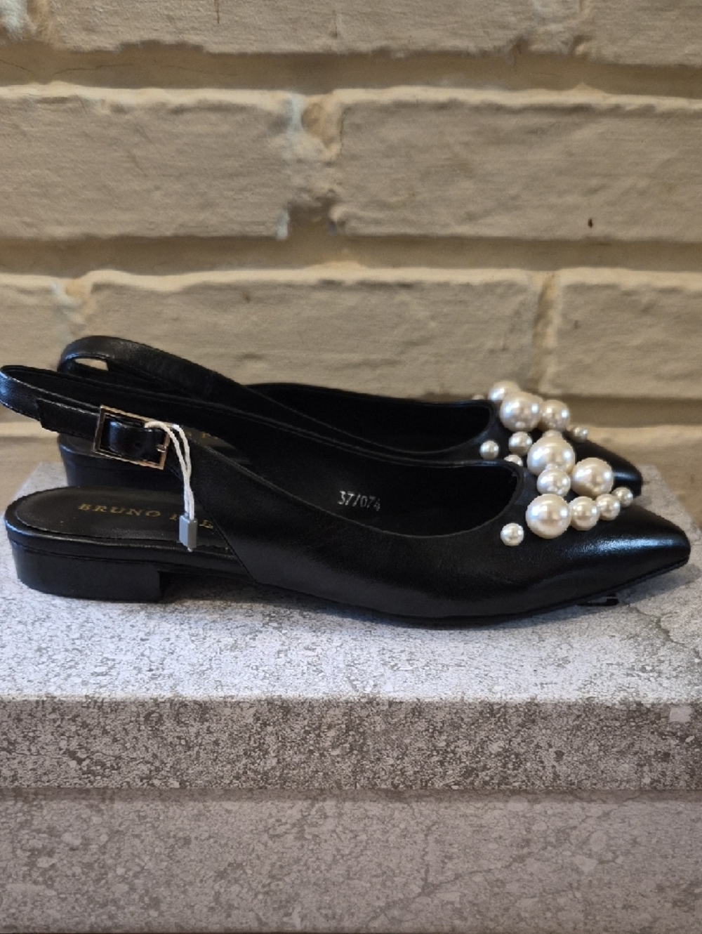 Bruno Premi Black Leather Pearl-Embellished Slingback Flats - Picture 4 of 10